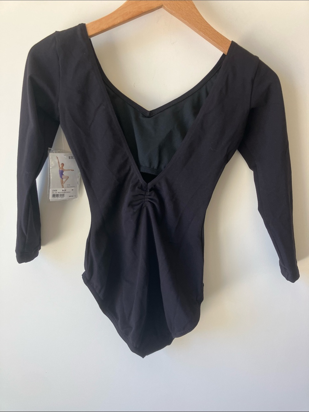 BLOCH Ballon Black 3/4 Sleeve Pinched Front/Back Ballet Leotard Size M NWT - Picture 5 of 9